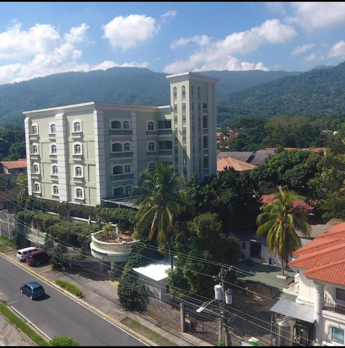 Boutique Hotel La Cordillera San Pedro Sula Exterior foto
